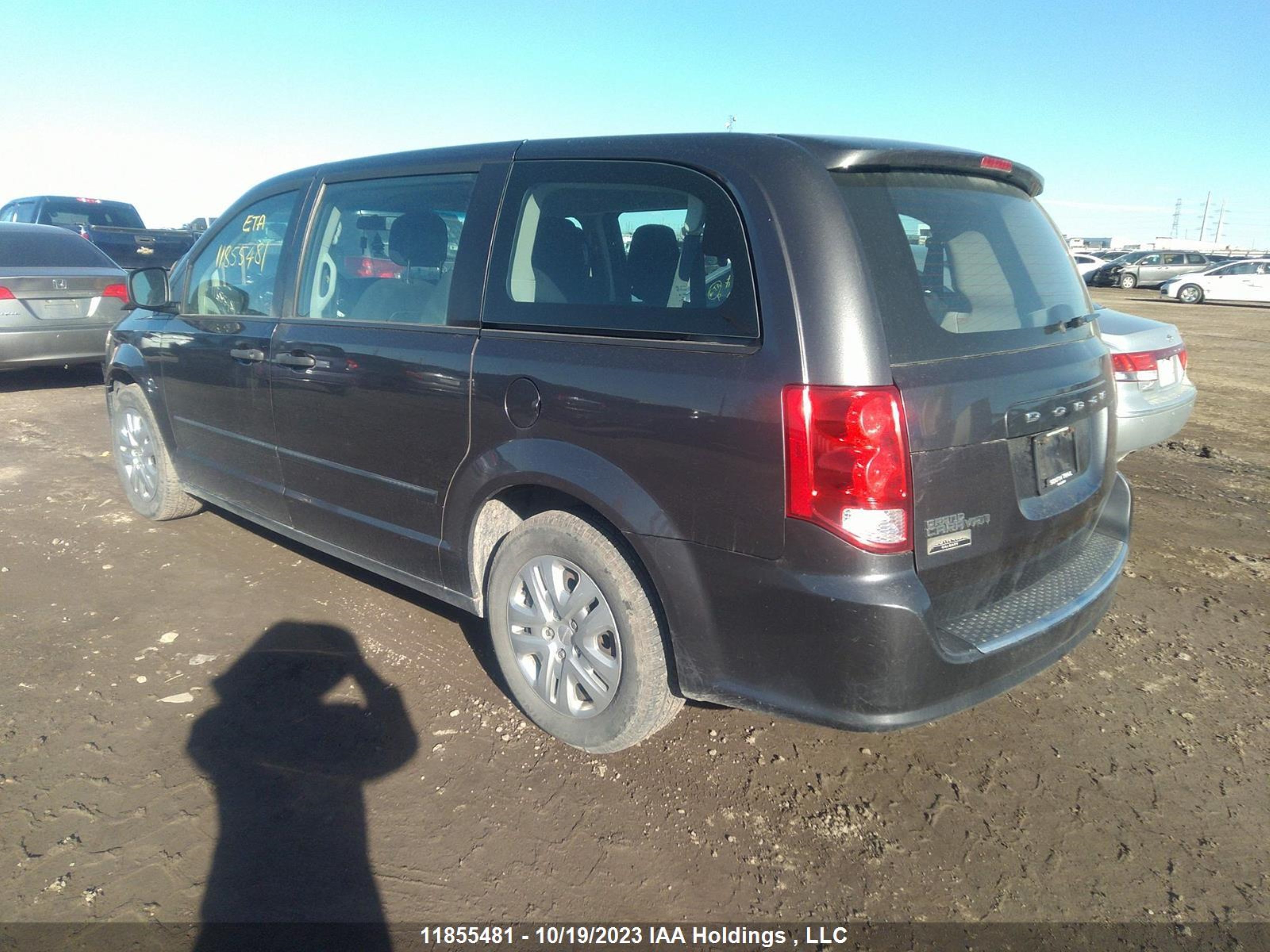 Photo 2 VIN: 2C4RDGBGXHR680974 - DODGE CARAVAN 