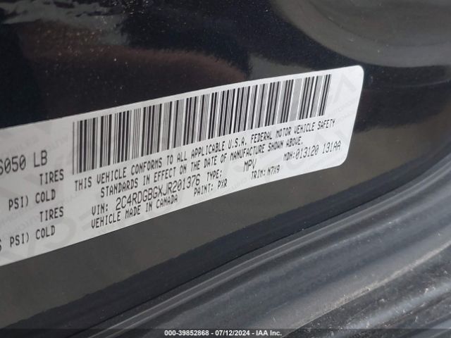 Photo 8 VIN: 2C4RDGBGXJR201376 - DODGE GRAND CARAVAN 