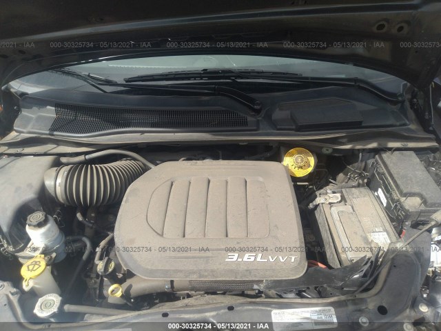 Photo 9 VIN: 2C4RDGBGXJR255261 - DODGE GRAND CARAVAN 