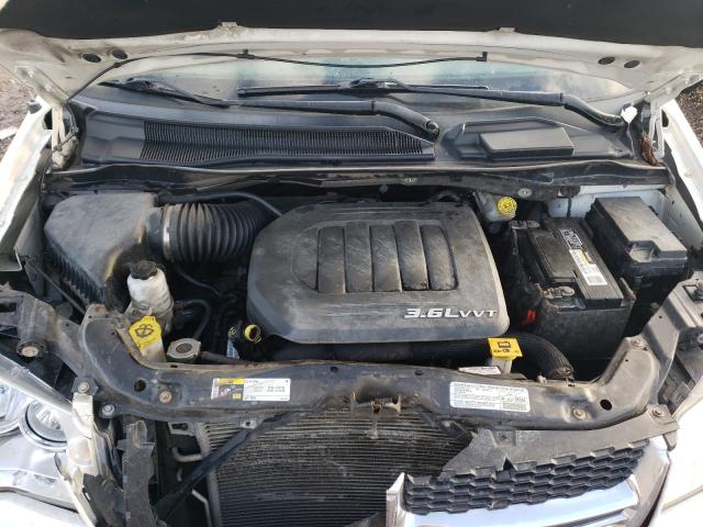 Photo 6 VIN: 2C4RDGCG0DR552820 - DODGE GRAND CARA 