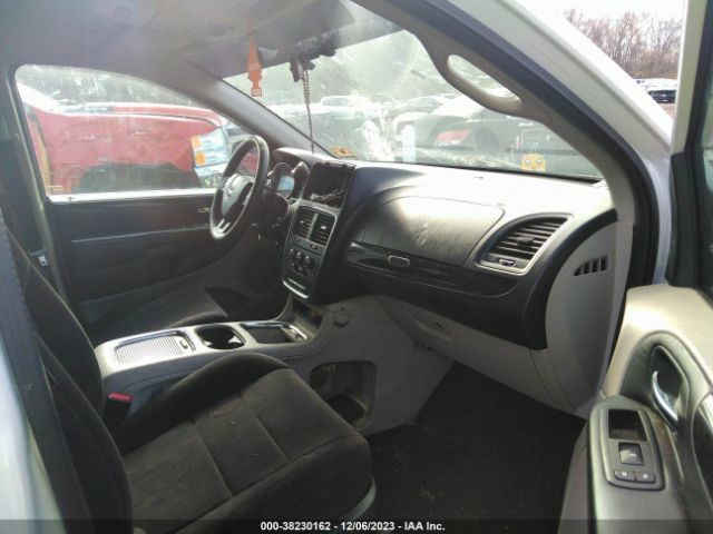 Photo 4 VIN: 2C4RDGCG0DR581640 - DODGE GRAND CARAVAN 