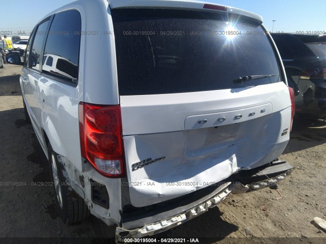 Photo 5 VIN: 2C4RDGCG0ER128197 - DODGE GRAND CARAVAN 