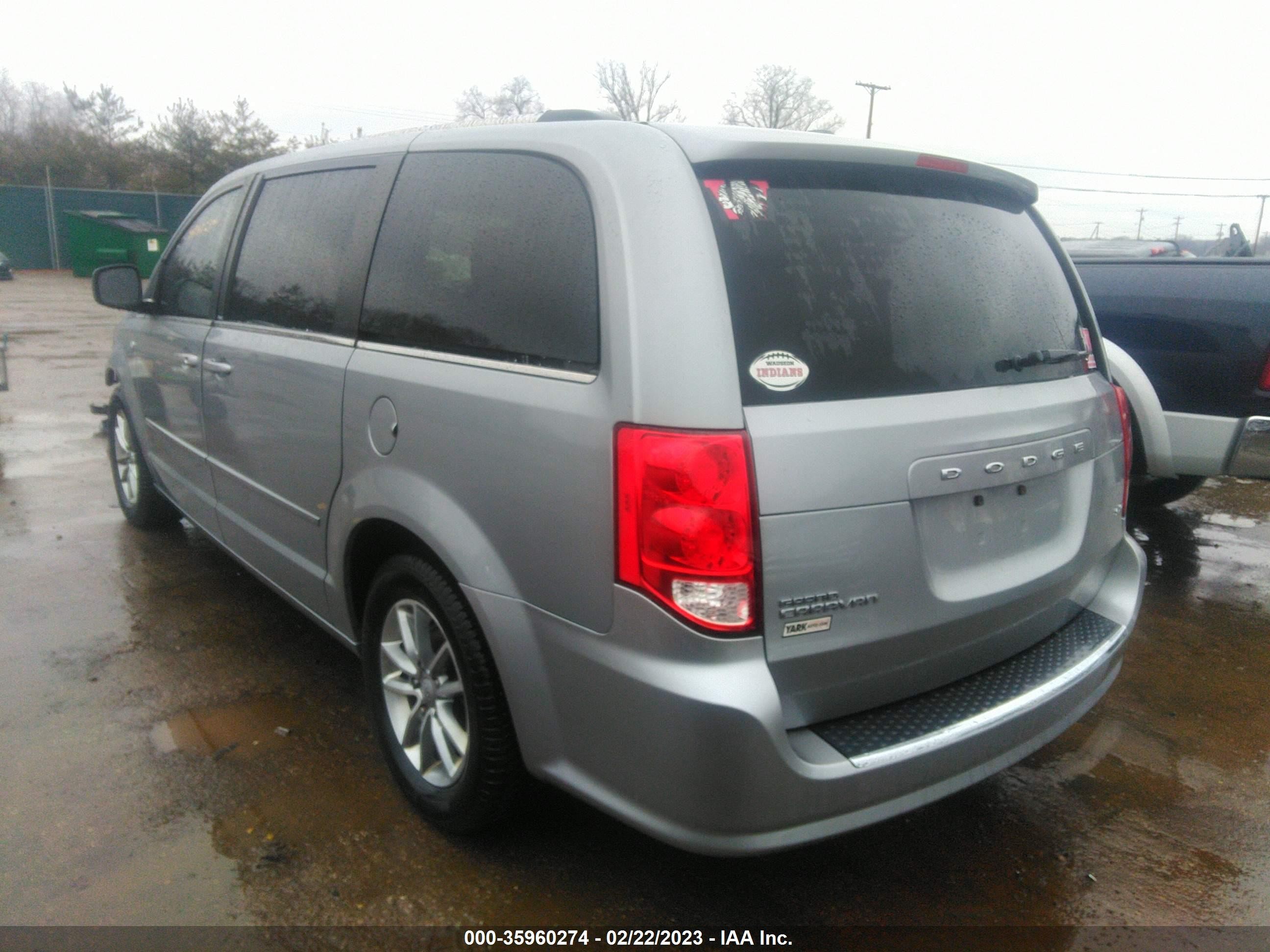 Photo 2 VIN: 2C4RDGCG0ER190411 - DODGE CARAVAN 