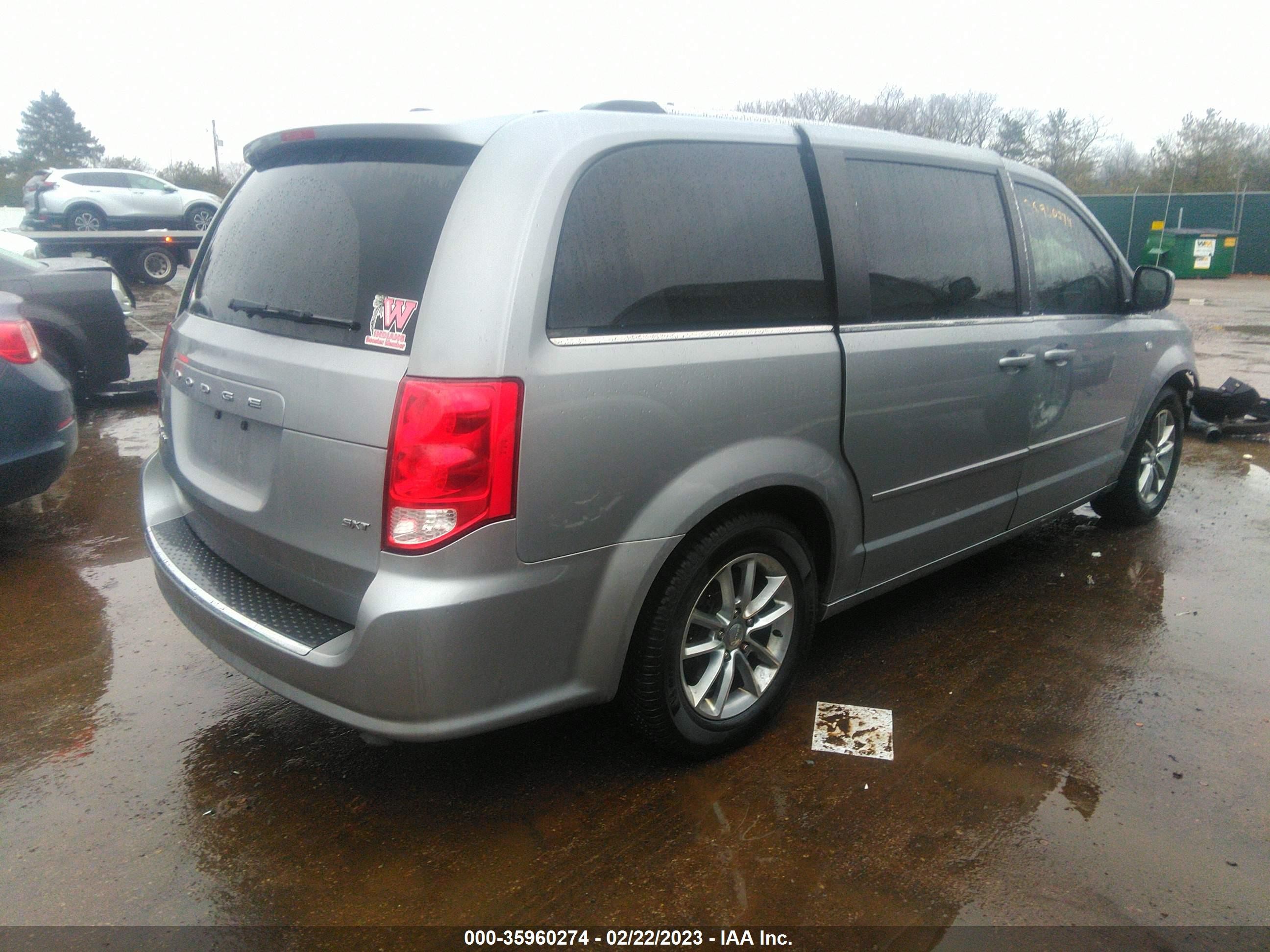 Photo 3 VIN: 2C4RDGCG0ER190411 - DODGE CARAVAN 