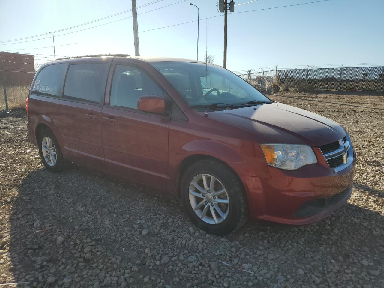 Photo 3 VIN: 2C4RDGCG0ER265947 - DODGE CARAVAN 