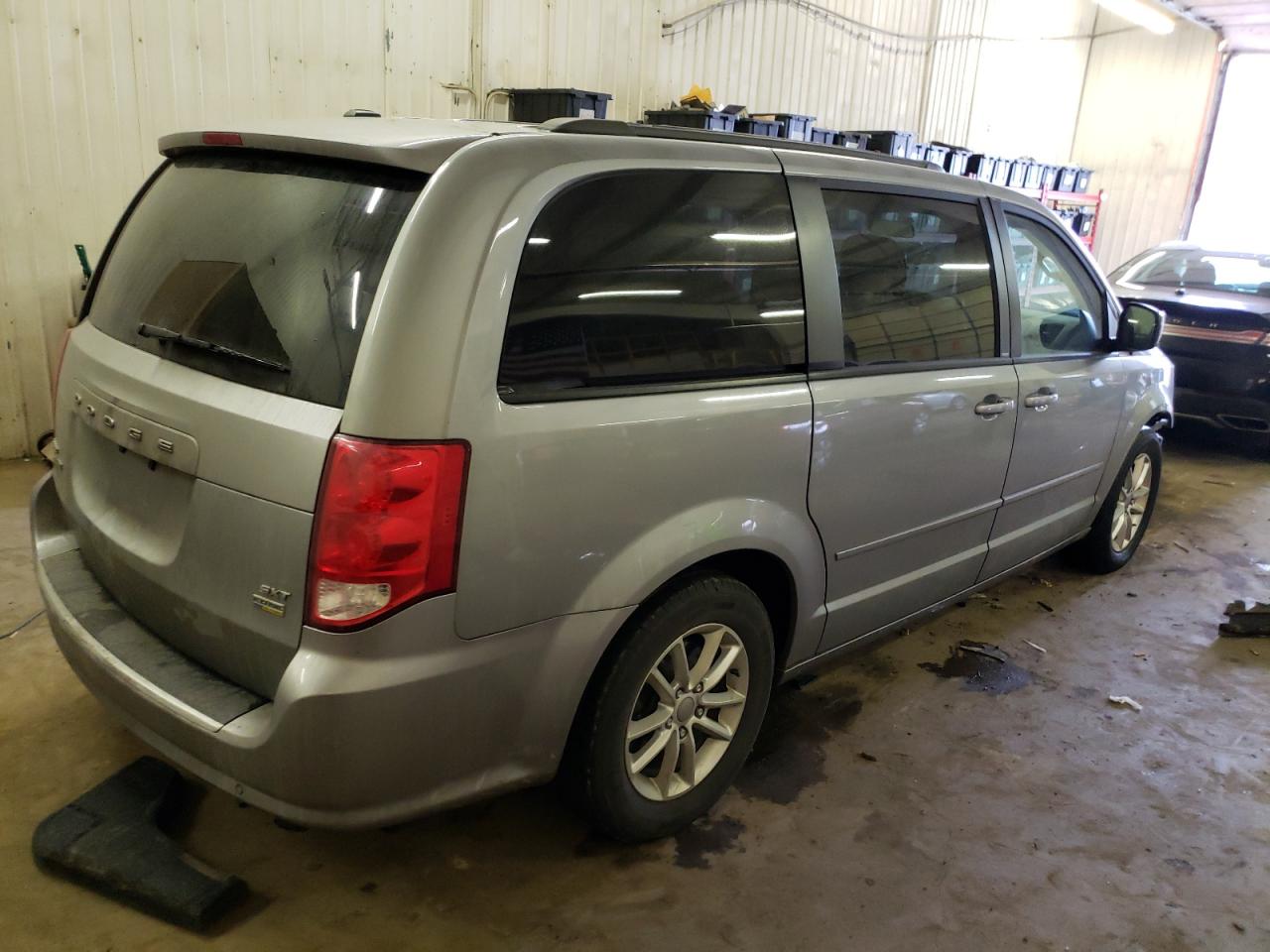 Photo 2 VIN: 2C4RDGCG0ER341540 - DODGE CARAVAN 