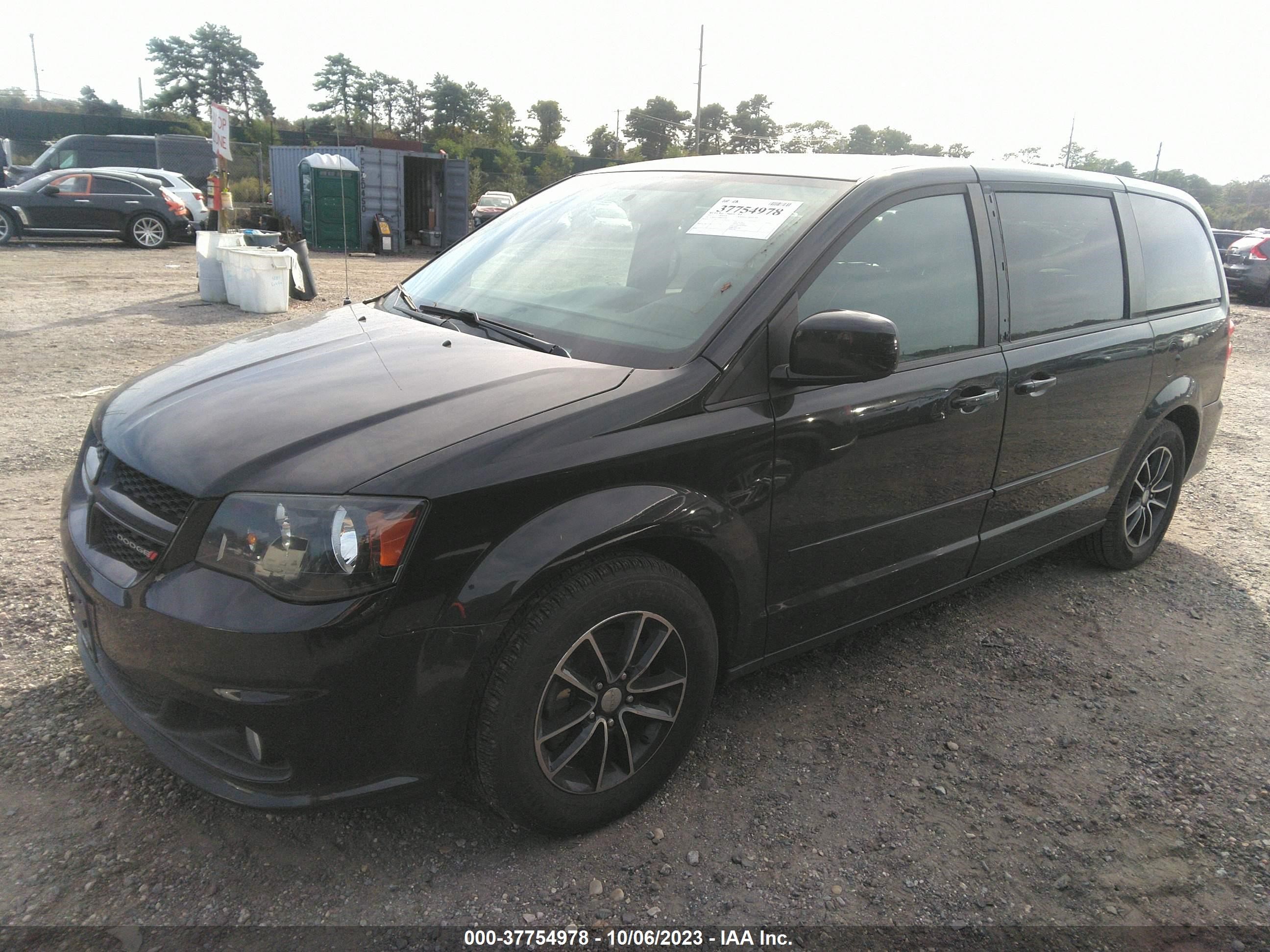 Photo 1 VIN: 2C4RDGCG0HR612102 - DODGE CARAVAN 