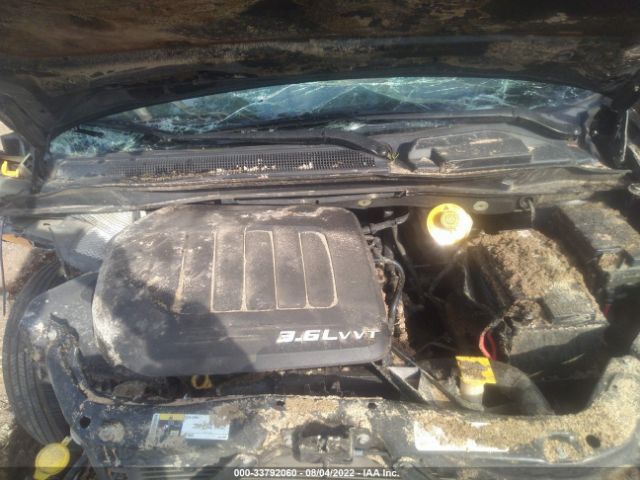 Photo 9 VIN: 2C4RDGCG0HR801624 - DODGE GRAND CARAVAN 