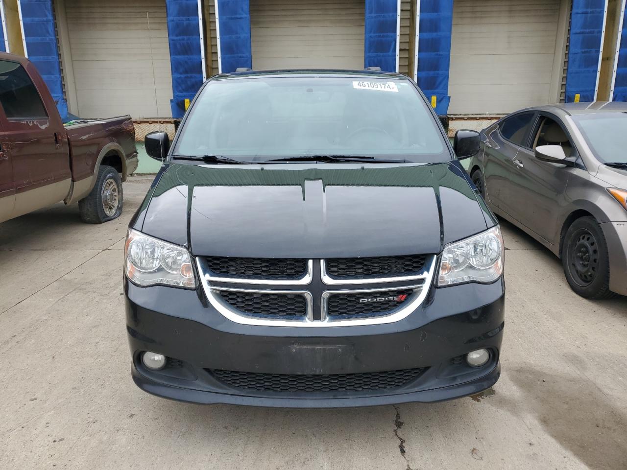 Photo 4 VIN: 2C4RDGCG0HR852380 - DODGE CARAVAN 