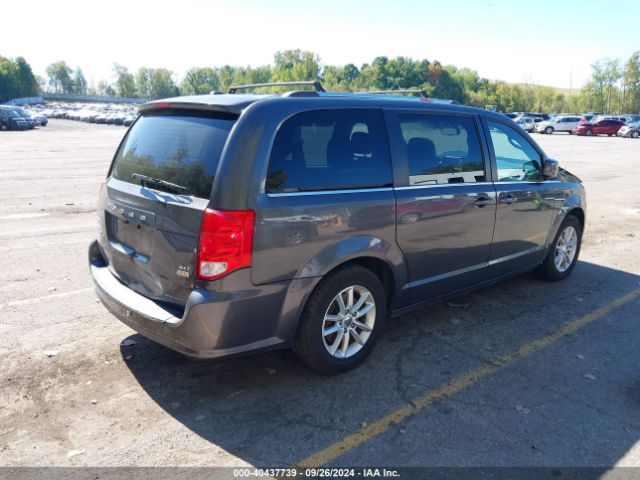 Photo 3 VIN: 2C4RDGCG0JR267899 - DODGE GRAND CARAVAN 