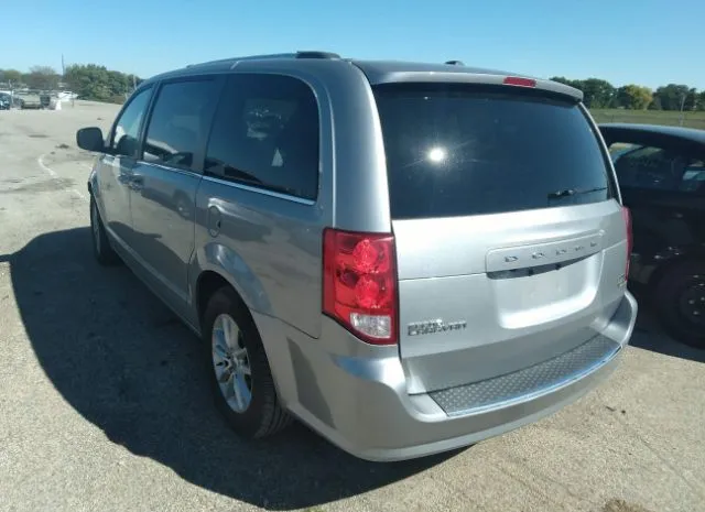 Photo 2 VIN: 2C4RDGCG0JR268180 - DODGE GRAND CARAVAN 