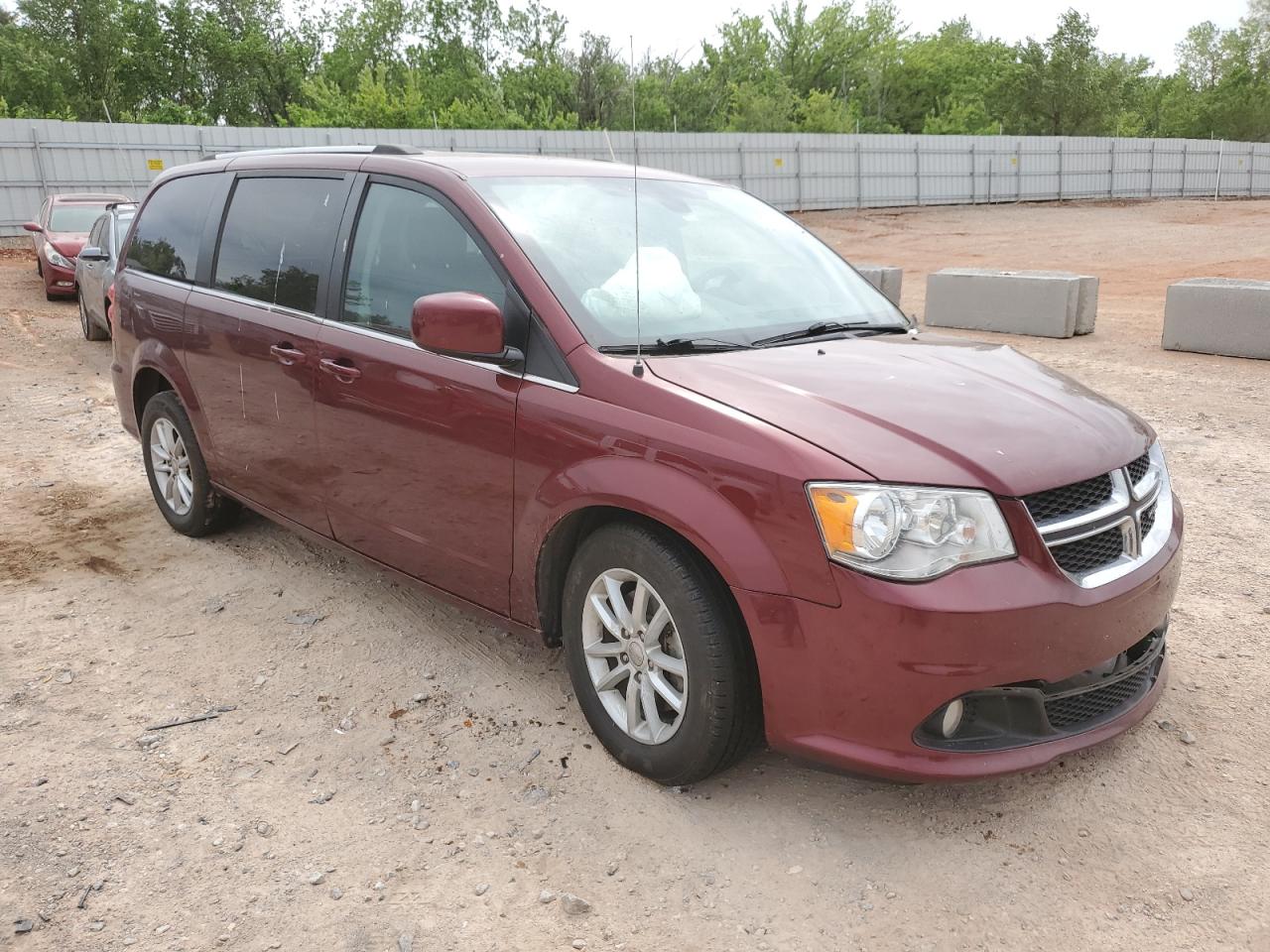 Photo 3 VIN: 2C4RDGCG0KR782130 - DODGE CARAVAN 