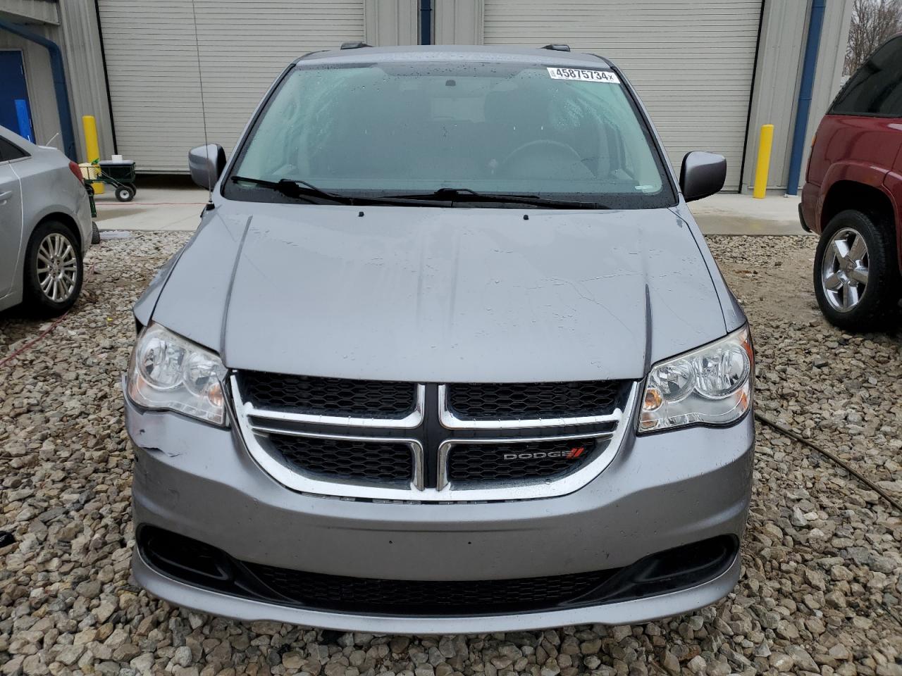 Photo 4 VIN: 2C4RDGCG1DR718052 - DODGE CARAVAN 