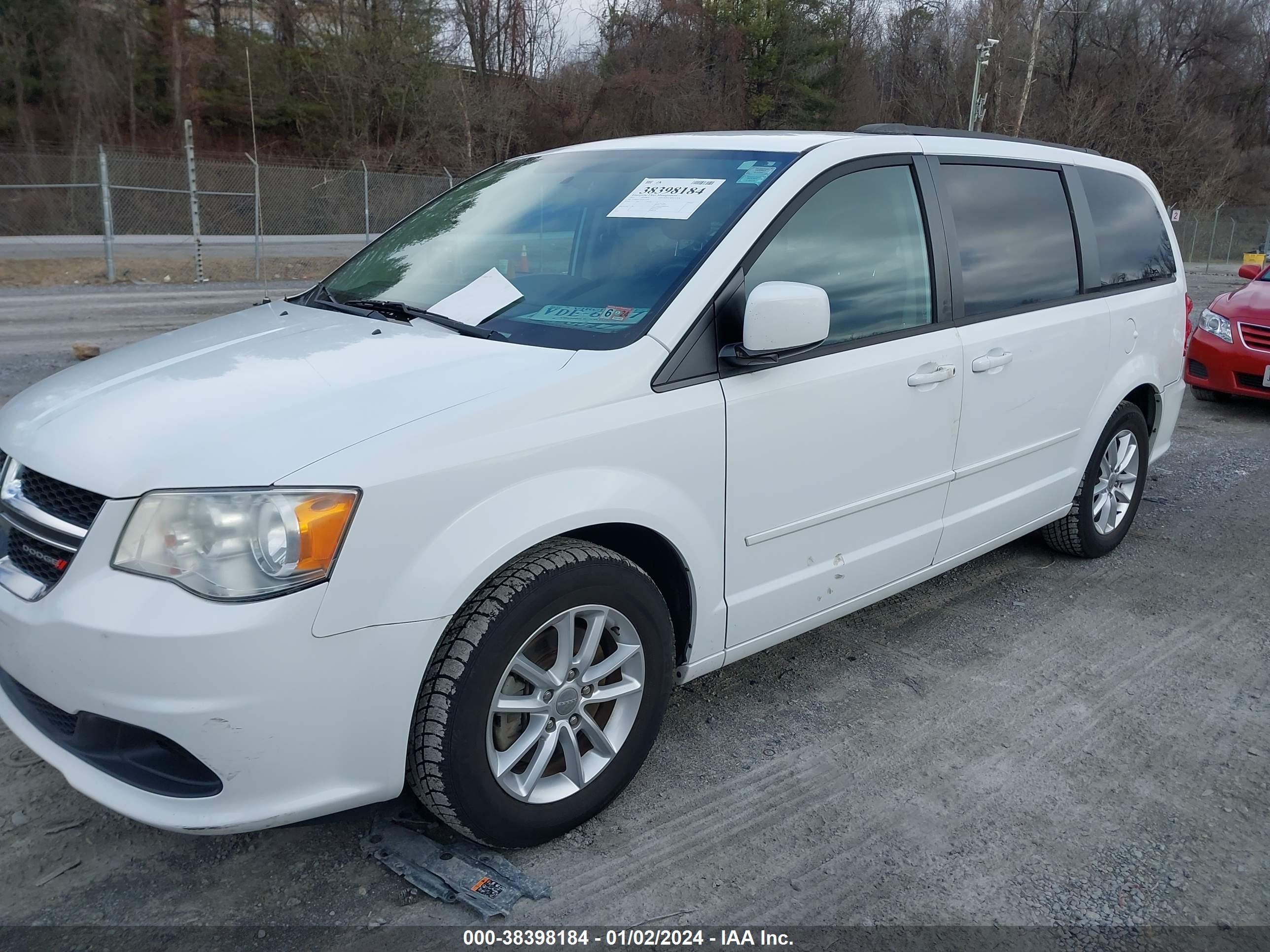 Photo 1 VIN: 2C4RDGCG1ER323029 - DODGE CARAVAN 