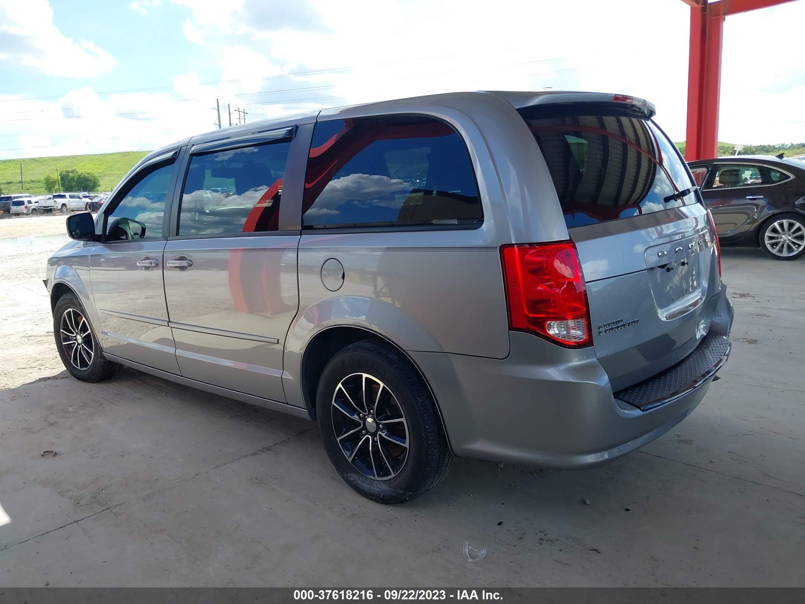 Photo 14 VIN: 2C4RDGCG1GR389258 - DODGE CARAVAN 