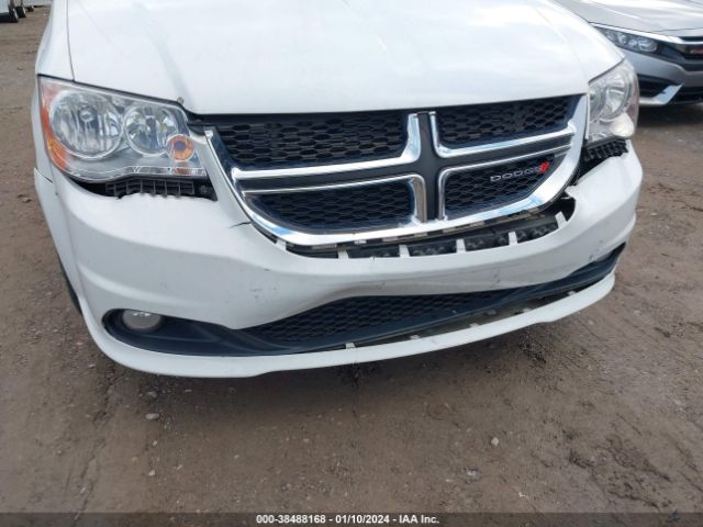 Photo 5 VIN: 2C4RDGCG1HR685768 - DODGE GRAND CARAVAN 