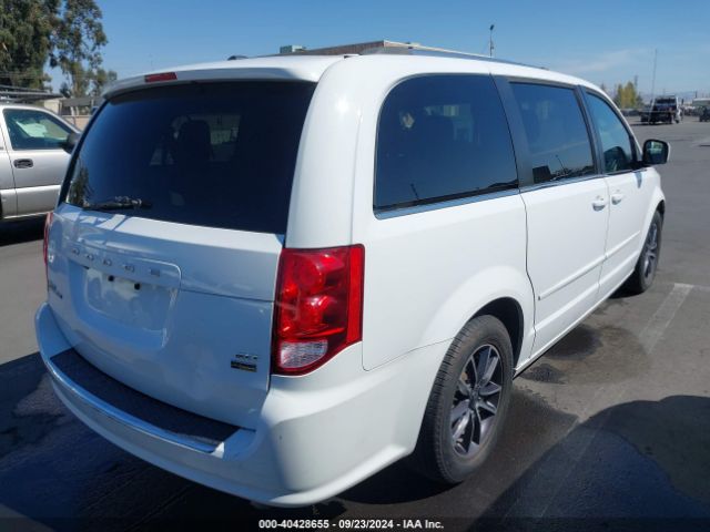 Photo 3 VIN: 2C4RDGCG1HR695975 - DODGE GRAND CARAVAN 