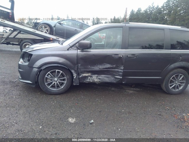 Photo 5 VIN: 2C4RDGCG1HR783652 - DODGE GRAND CARAVAN 