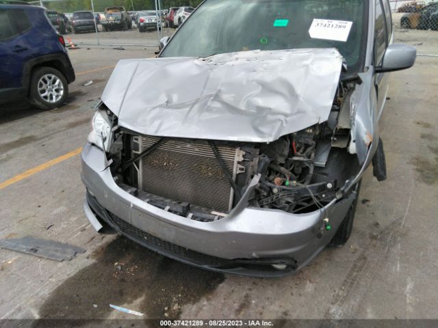 Photo 5 VIN: 2C4RDGCG1HR790620 - DODGE GRAND CARAVAN 