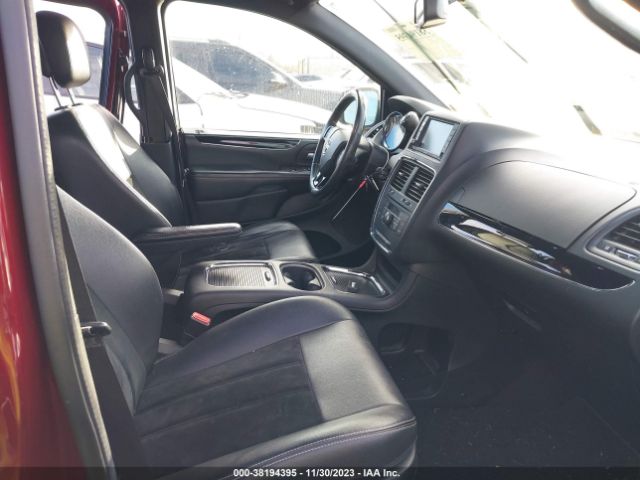 Photo 4 VIN: 2C4RDGCG1JR163180 - DODGE GRAND CARAVAN 