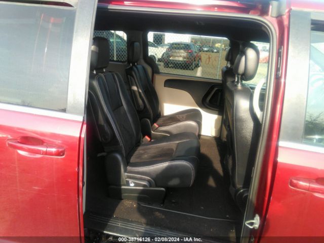 Photo 7 VIN: 2C4RDGCG1JR206626 - DODGE GRAND CARAVAN 