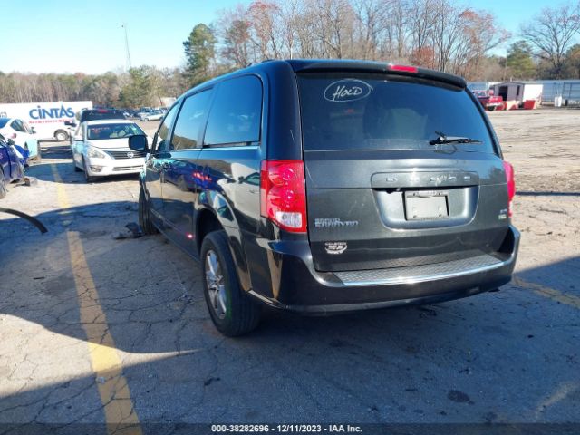 Photo 2 VIN: 2C4RDGCG1JR207338 - DODGE GRAND CARAVAN 