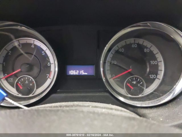 Photo 6 VIN: 2C4RDGCG1KR611886 - DODGE GRAND CARAVAN 