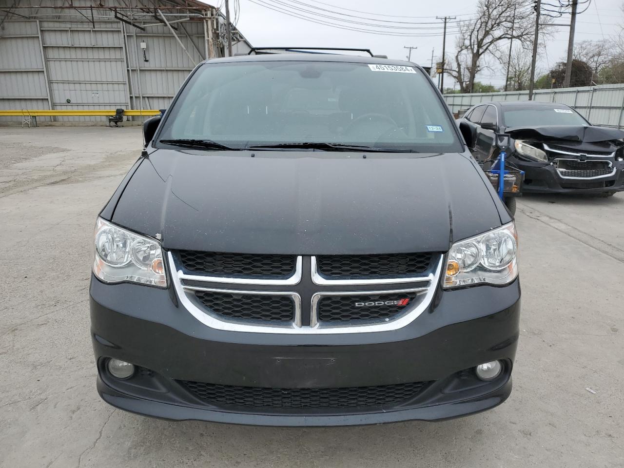 Photo 4 VIN: 2C4RDGCG1KR620491 - DODGE CARAVAN 