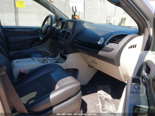 Photo 4 VIN: 2C4RDGCG1KR647156 - DODGE GRAND CARAVAN 