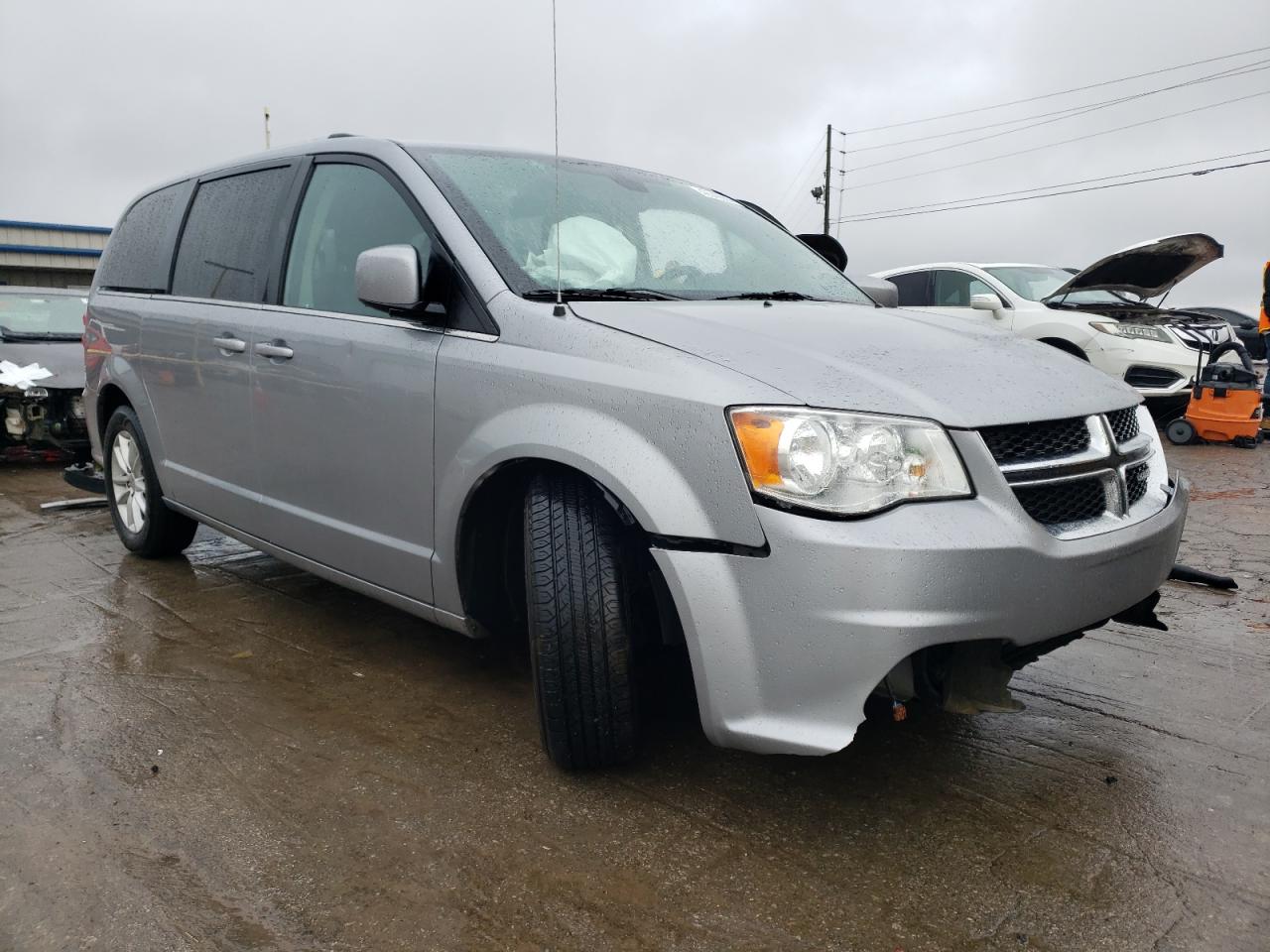 Photo 3 VIN: 2C4RDGCG1KR775686 - DODGE CARAVAN 