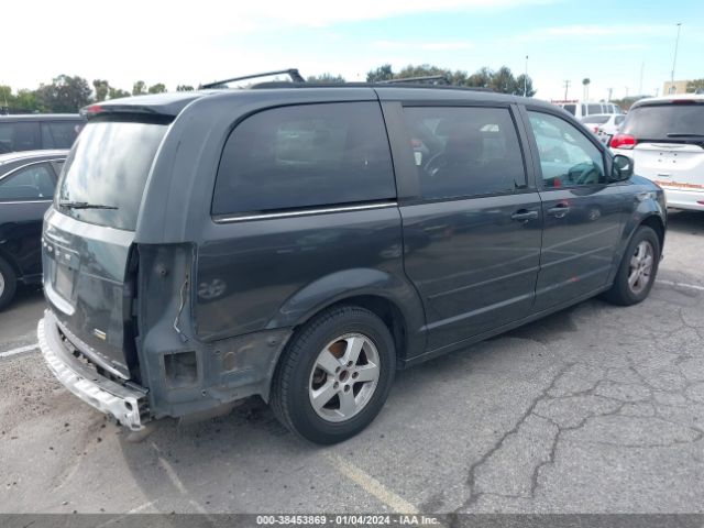 Photo 3 VIN: 2C4RDGCG2CR141496 - DODGE GRAND CARAVAN 