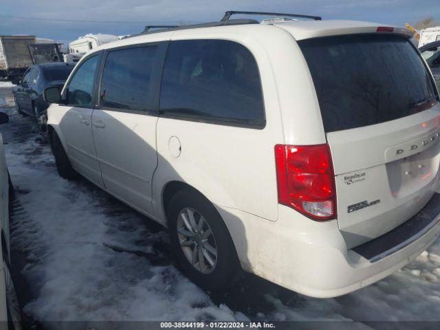 Photo 2 VIN: 2C4RDGCG2DR739816 - DODGE GRAND CARAVAN 