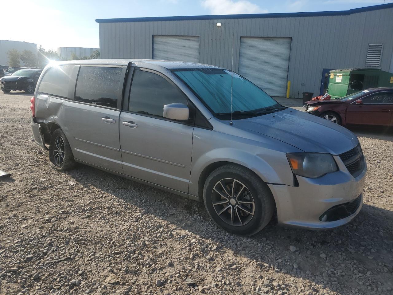 Photo 3 VIN: 2C4RDGCG2ER261513 - DODGE CARAVAN 