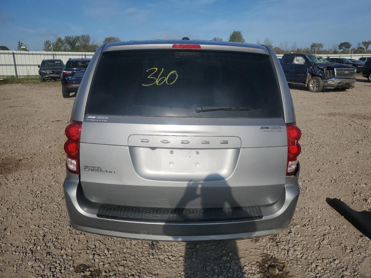 Photo 5 VIN: 2C4RDGCG2ER261513 - DODGE CARAVAN 