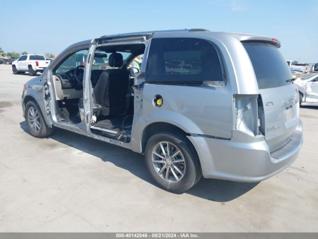 Photo 2 VIN: 2C4RDGCG2FR671794 - DODGE GRAND CARAVAN 