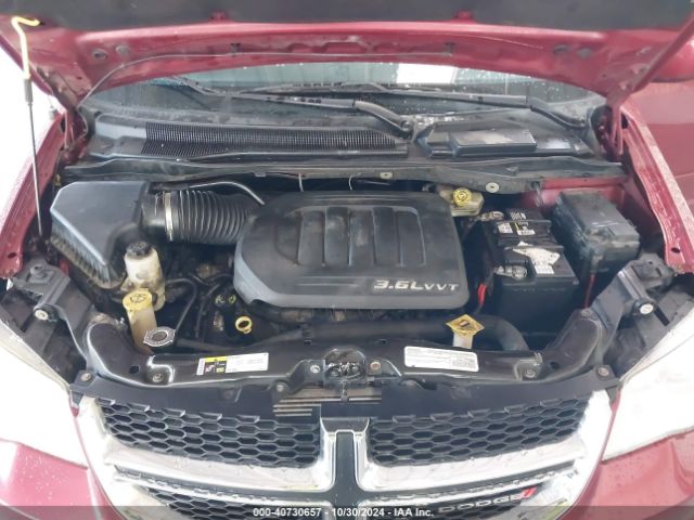 Photo 9 VIN: 2C4RDGCG2FR749944 - DODGE GRAND CARAVAN 