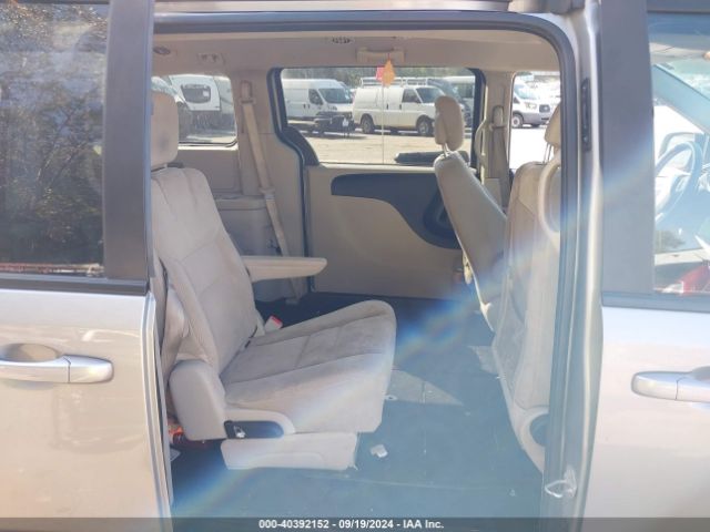 Photo 7 VIN: 2C4RDGCG2GR374736 - DODGE GRAND CARAVAN 