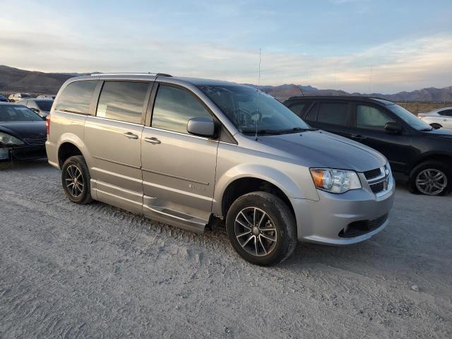 Photo 3 VIN: 2C4RDGCG2HR554381 - DODGE CARAVAN 