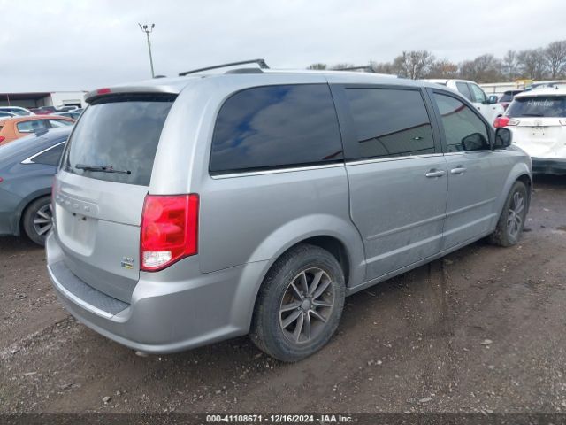 Photo 3 VIN: 2C4RDGCG2HR617222 - DODGE GRAND CARAVAN 