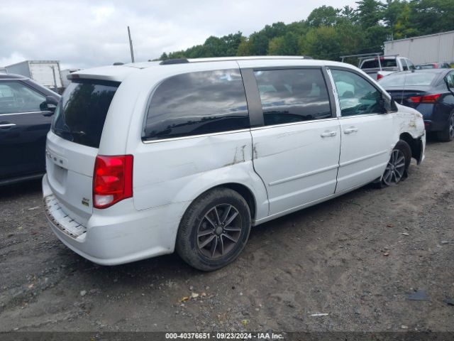 Photo 3 VIN: 2C4RDGCG2HR666551 - DODGE GRAND CARAVAN 