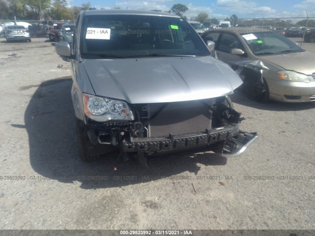 Photo 5 VIN: 2C4RDGCG2HR737876 - DODGE GRAND CARAVAN 