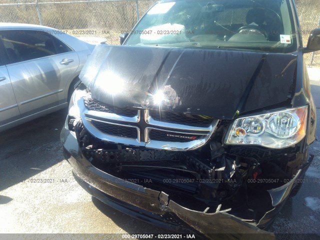 Photo 5 VIN: 2C4RDGCG2HR807196 - DODGE GRAND CARAVAN 