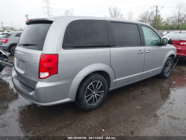 Photo 3 VIN: 2C4RDGCG2JR134724 - DODGE GRAND CARAVAN 