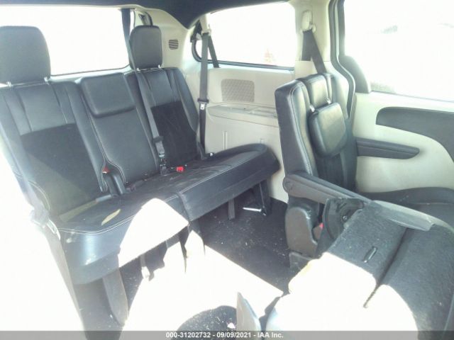 Photo 7 VIN: 2C4RDGCG2JR267189 - DODGE GRAND CARAVAN 