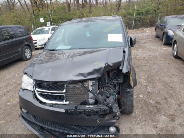 Photo 5 VIN: 2C4RDGCG2JR300692 - DODGE GRAND CARAVAN 