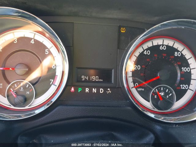 Photo 6 VIN: 2C4RDGCG2KR660885 - DODGE GRAND CARAVAN 