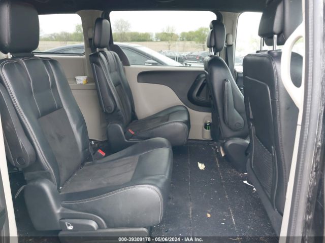 Photo 7 VIN: 2C4RDGCG2KR661826 - DODGE GRAND CARAVAN 