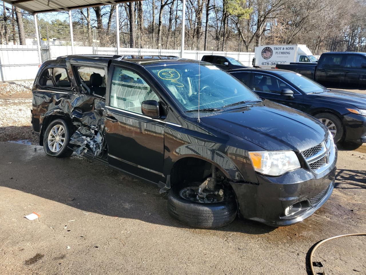 Photo 3 VIN: 2C4RDGCG2KR670977 - DODGE CARAVAN 