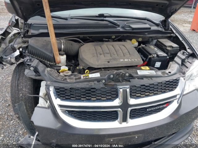 Photo 9 VIN: 2C4RDGCG2KR713004 - DODGE GRAND CARAVAN 