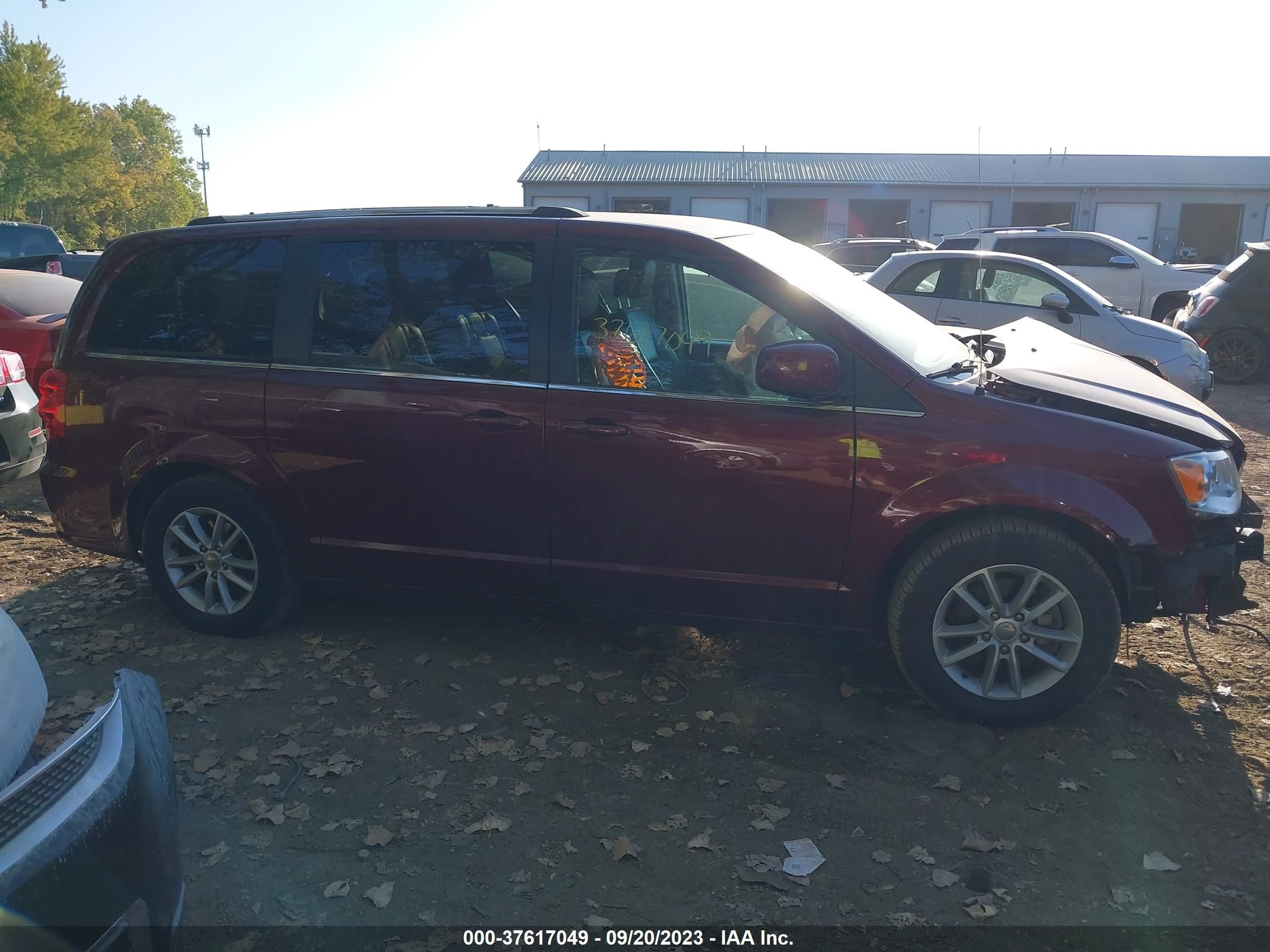 Photo 13 VIN: 2C4RDGCG2LR179343 - DODGE CARAVAN 